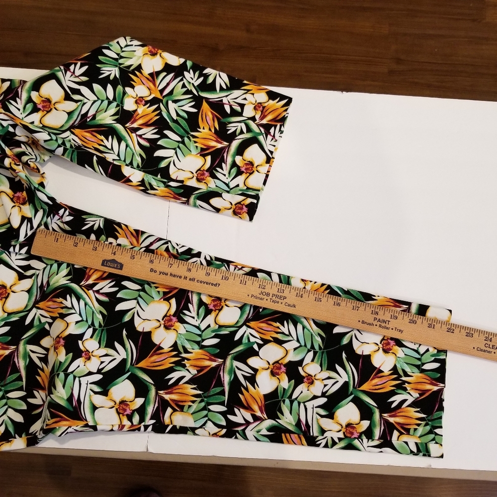 Catherine Malandrino Pants Women's Large Cropped Capri Multi Color Floral Hawaii - Picture 4 of 8